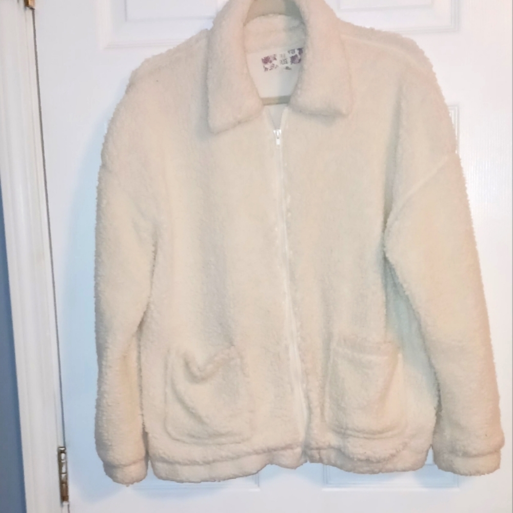 White Rose Women's White Jacket with pockets on front Size XL